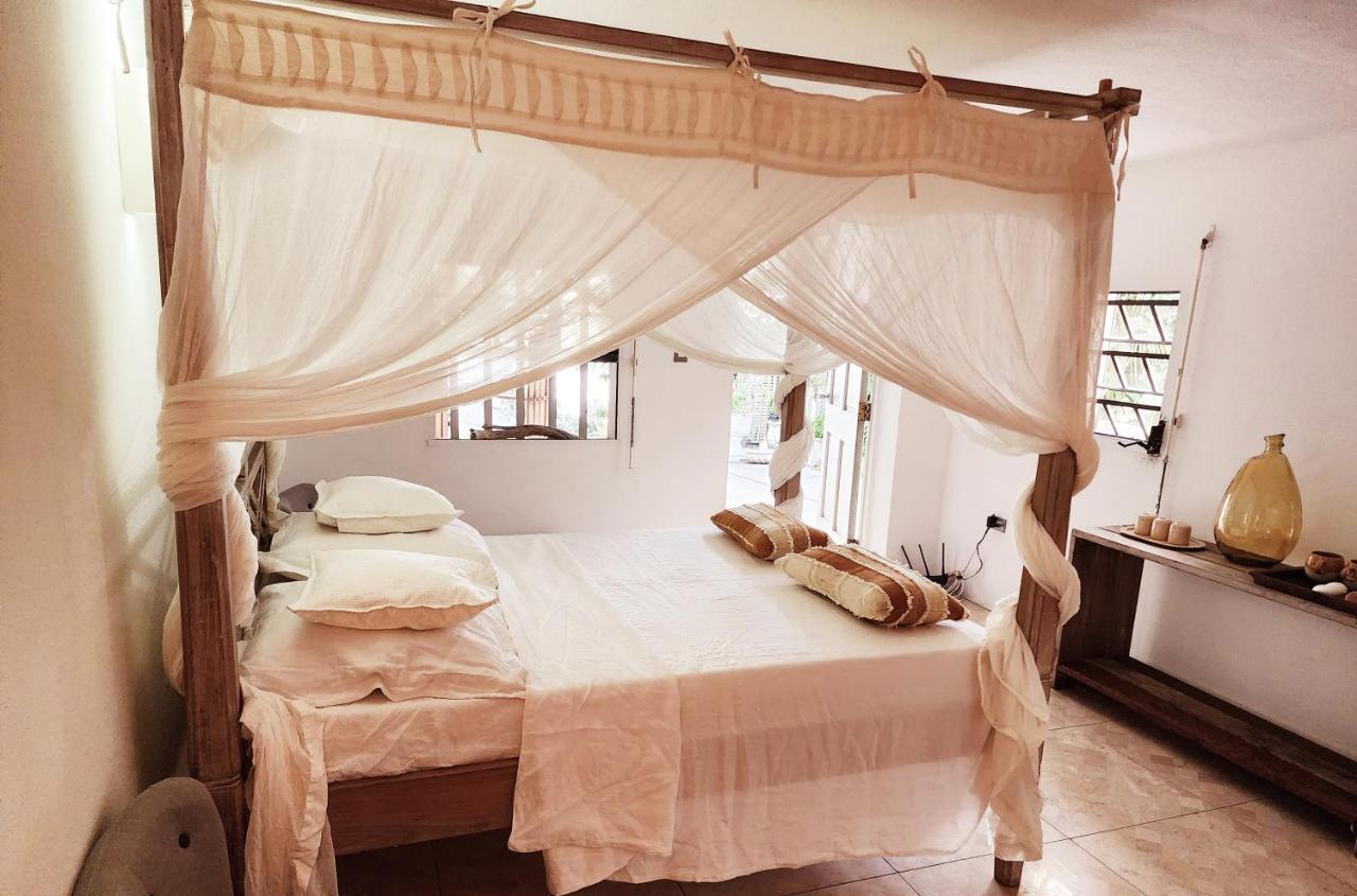 Perle Stone Studio- Bed And Breakfast Simpson Bay Esterno foto