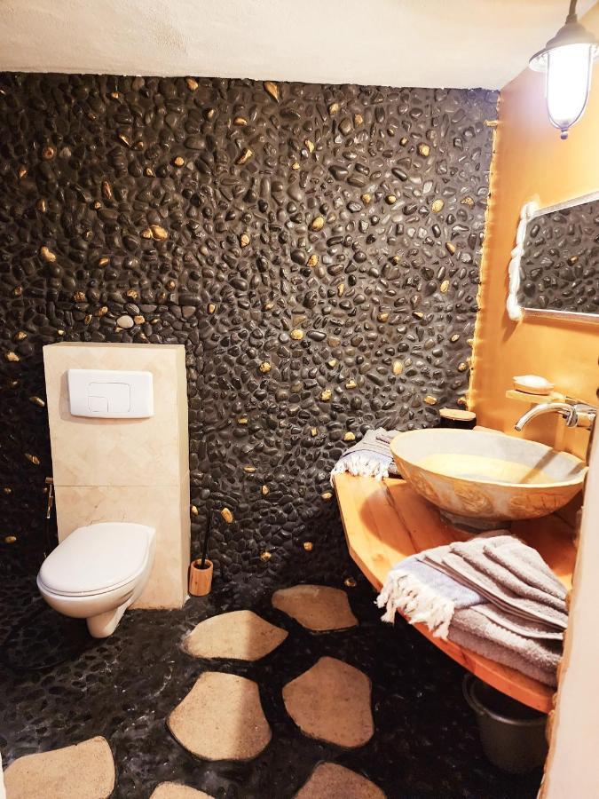 Perle Stone Studio- Bed And Breakfast Simpson Bay Esterno foto